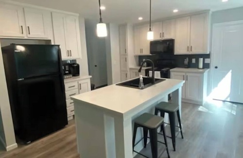 Lake Michigan Beach Casa | BEAUTIFUL NEW HOME, COVERED DECK, LARGE FIREPIT, 2 MINUTES FROM LAKE MICHIGAN