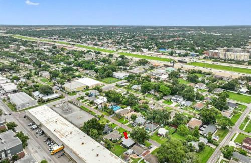 North Hyde Park Casa | Experience Graceful Abode in Tampa!