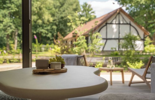 Zolder Casa | Experience luxury and accessibility in the Accessible Suite, perfect for a comfortable and stylish vacation.