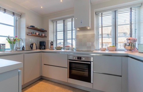 Borgsum Casa | "Experience luxury and relaxation: Lottas Hüs in Borgsum on the North Sea!"