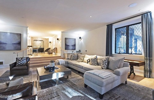 Park City Casa | Experience luxury at Colony Ski Castle, heart of Park City, perfect for ski and family