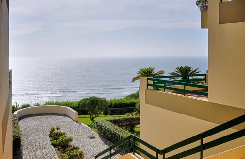 Pataias Apartamento | Experience Portugal at its finest: Beach, activities,culture -the perfect blend!
