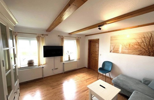 Langeneß Apartamento | Experience relaxing days in our cozy 3-room apartment on Langeneß.
