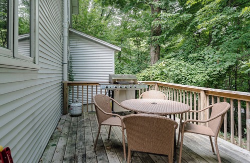 Ottawa Beach Casa | Experience spacious comfort at Pavillion Paradise - Pet Friendly