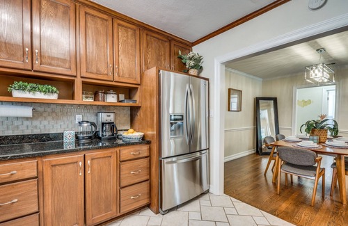 Oak Cliff Casa | Experience the best of Dallas-Near Bishop Art and DT Dallas.