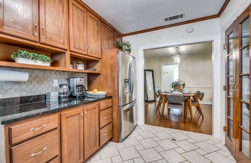 Oak Cliff Casa | Experience the best of Dallas-Near Bishop Art and DT Dallas.
