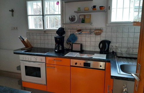 Hutteldorf Casa | Experimente la ciudad, viva en el verde, a 30 minutos del centro, niños bienvenidos
