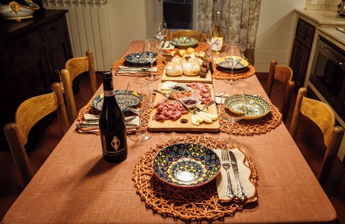 Montespertoli Villa | ¡Sumérgete en el estilo de vida toscano en Casa Alina!