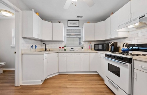 Ortley Beach Cabaña | "Experience the Ultimate Beach Getaway at our Jersey Shore Rental!"