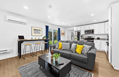 Phoenix Hill Apartamento | Experience the Unique Re-Nu Shipping Container #5