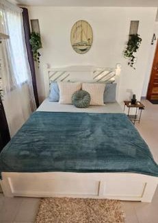 San Francisco Island Casa | Experience tiny house living right at the beach, Vacation home