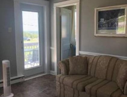 Twillingate Casa | Experience Tranquility: Cricket Field Offers Charming Retreat in Twillingatate