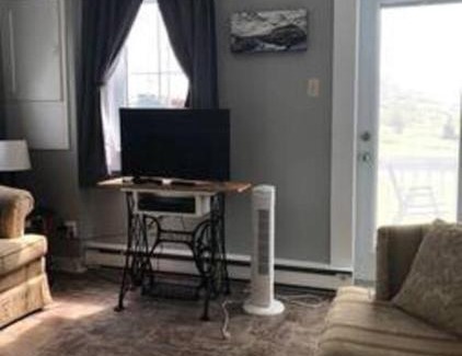 Twillingate Casa | Experience Tranquility: Cricket Field Offers Charming Retreat in Twillingatate