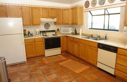 Tanque Verde Casa | Experience true desert living in this classic Tucson ranch in the Tanque Verde Valley