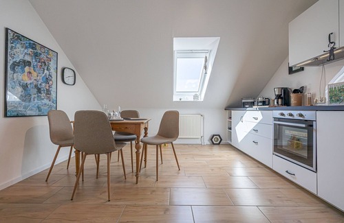 Schausende Apartamento | "Experience Unforgettable Relaxation at Our Beachside Retreat!"