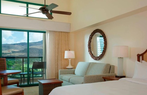Ko Olina Complejo | Experience Unparalleled Luxury in a Mountain View Studio at Marriott’s Ko Olina!