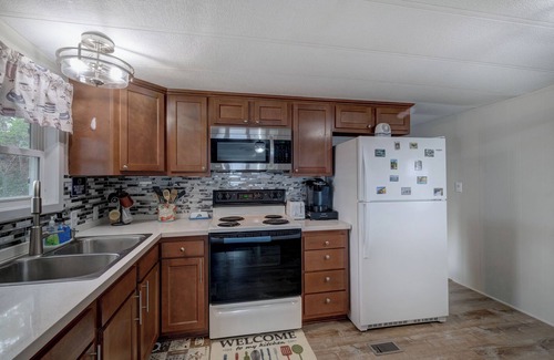Menominee Casa | Experience Upper Michigan with a breathtaking view of the Bay .