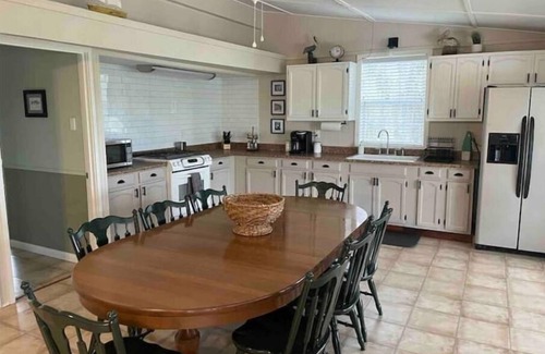 New Iberia Cabina | Explore Cajun Country! On the Bayou, close to town