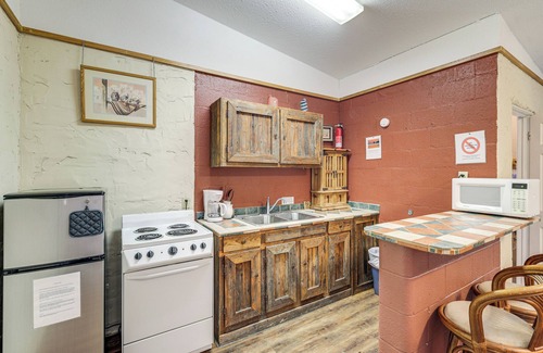 Lake Whitney Apartamento | Explore Lake Whitney: Studio w/Trail Access