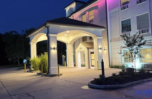 Covington Apartamento | Explore our modern amenities, thoughtful floor plans, and prime location.