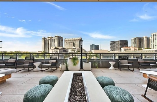 Garden Hills Apartamento | Explore Peachtree Str | Petfriendly 1BR w/ Outdoor Pet Park