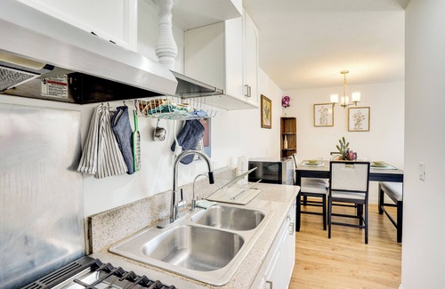 Westminster Apartamento | Explore SoCal! Cozy Retreat Near Disney & Beaches
