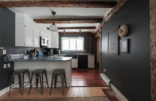 Biddeford Casa | Explore the charm post and beam farmhouse with 4 bedrooms near beaches