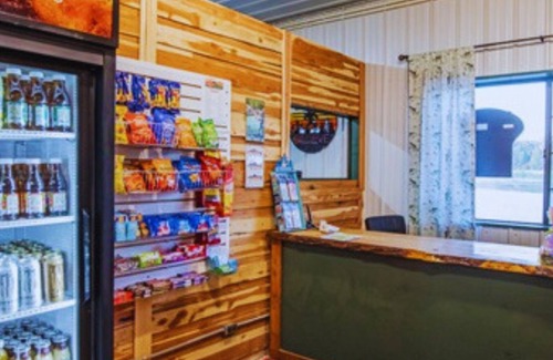 Cassville Alquiler De RV | Explore & Unwind near Roaring River State Park