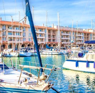Almerimar Apartamento | Expoholidays - Duplex vistas al Puerto deportivo Almerimar