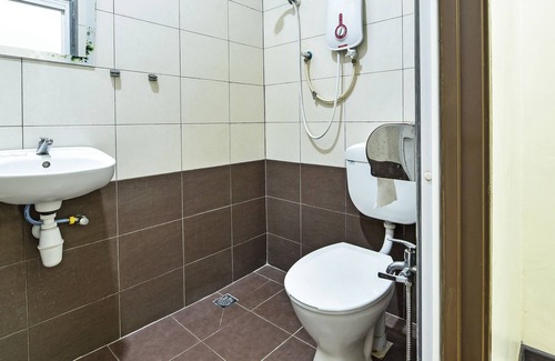 Tangerang Hotel | EXPRESS O 92061 Omah Oewie Syariah