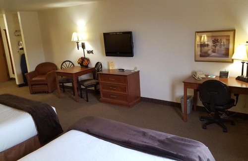 Fargo Hotel | Expressway Suites Fargo