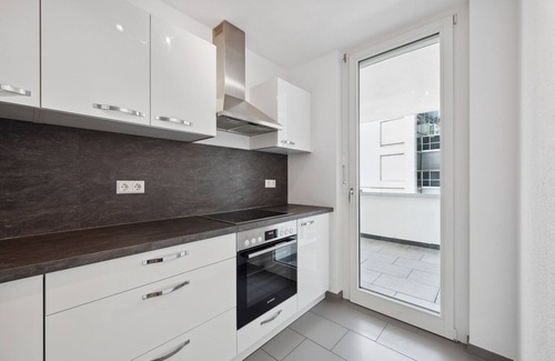 Boeblingen Apartamento | Apartamento 2 DORM Diseño "Bauhaus " Balcón I Familiar I Netflix I Centro