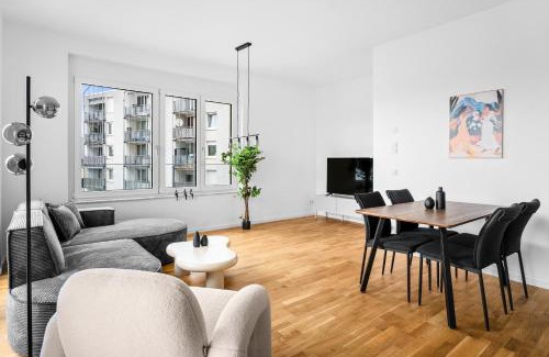 Boeblingen Apartamento | EXQUIS Iconic 2BR Apartment ALESSI I Balcony I Mercedes & US Army I Parking I Stuttgart