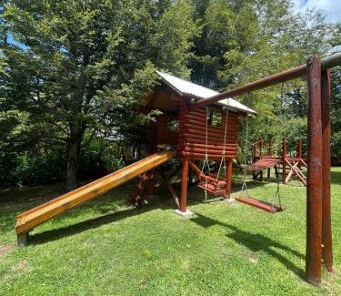 Caburgua Apartamento | Exquisita Cabaña familiar a minutos del Lago Caburgua y Pucón