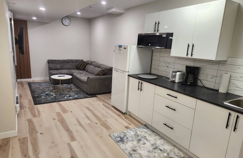 Winnipeg Apartamento | Exquisite 1-bedroom basement in the quiet neighbourhood of Bonavista, Winnipeg