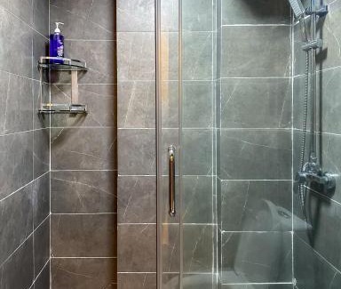 Nairobi West Apartamento | Exquisite 1Bed with Free Parking Gym and Pool
