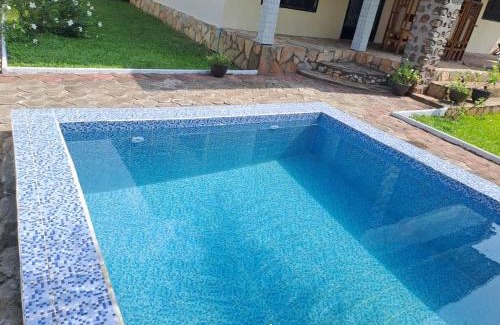 Kribi Villa | Exquisite 3-Bedroom Villa with pool in Kribi