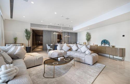 Palm Jumeirah Apartamento | Exquisite 3BR Five Palm Hotel Amenities