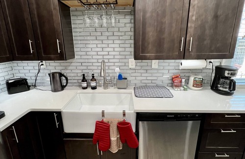 Sylvan Hills Casa | Exquisite 4BR/3BA Home by LSP Homes. 10 min DT/Airport