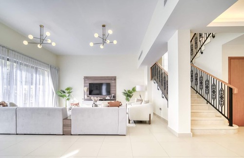 Dubai Villa | Exquisite 4BR with Assistant Room Villa at Nadd Al Shiba Third, Nad Al Sheba by Deluxe Holiday Homes