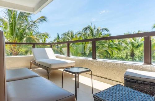 Granjas del Marqués Apartamento | Exquisite Acapulco Retreat in La Isla Residence
