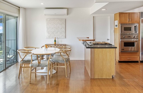 Greenbriar Casa | Exquisite City Views