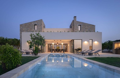 Skaleta Villa | Exquisite Crete Villa | Villa Laurel | Large Private Pool | Modern Furnishing | BBQ | Rethymno