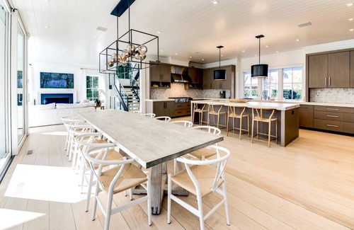 East Hampton North Casa | Exquisite Custom Home in the Heart of East Hampton