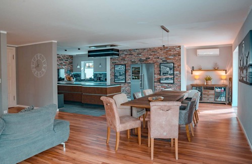 Hollern-Twielenfleth Casa | Exquisite vacation home - a paradise for families and groups.