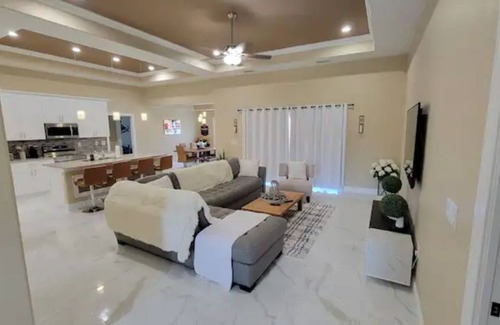 Harris Casa | Exquisite Home