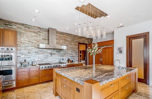 La Jolla Mesa Casa | Exquisite home with pool, sauna, hot tub, 3 fireplaces, balcony, & washer/dryer