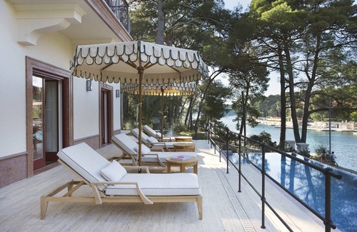 Cove Murtar Villa | Exquisite Mali Losinj Villa | Villa Serenity | 7 Bedrooms | Beach front | Breathtaking Views of the Adriatic Sea | Private Outdoor Pool | Cikat