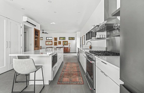Saratoga Springs Cabaña | Exquisite Modern Luxury Carriage House Built in 2025 - One Block from Track