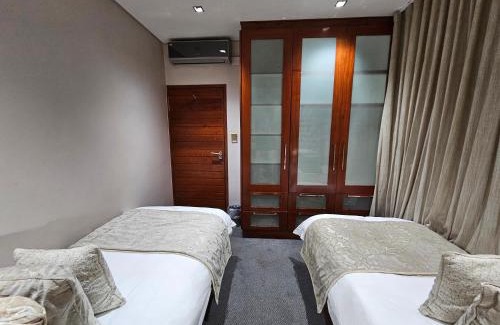 Ballito Apartamento | Exquisite Penthouse Apartment 712 by First Private Stays